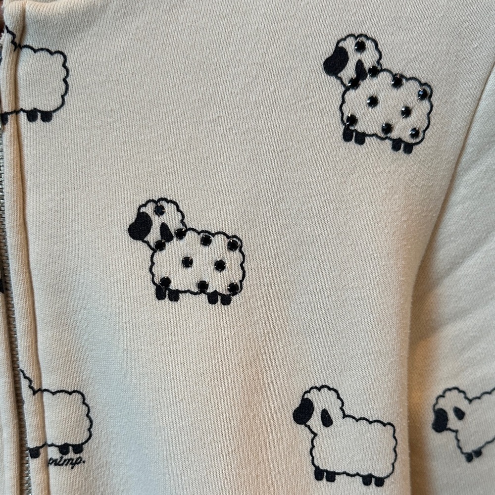 Primp Cream Lamb Pattern Hoodie - Picture 2 of 8